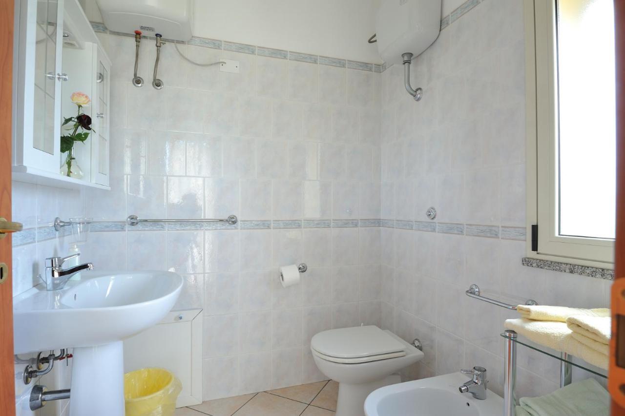 B&B Is Murdegus Тортоли Экстерьер фото
