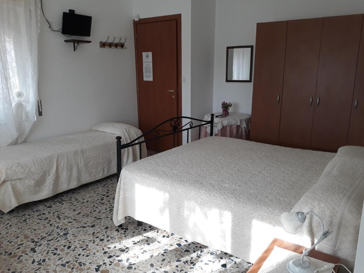 B&B Is Murdegus Тортоли Экстерьер фото