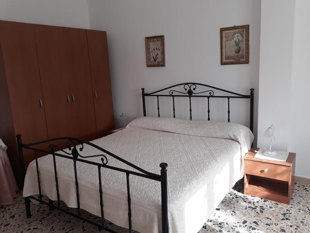 B&B Is Murdegus Тортоли Экстерьер фото
